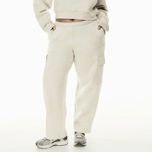 NWT Aritzia TNA Cozy Fleece Mega Cargo Pant
